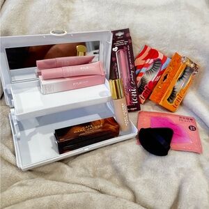 NEW Makeup Luxury Bundle Marc Jacobs Kylie